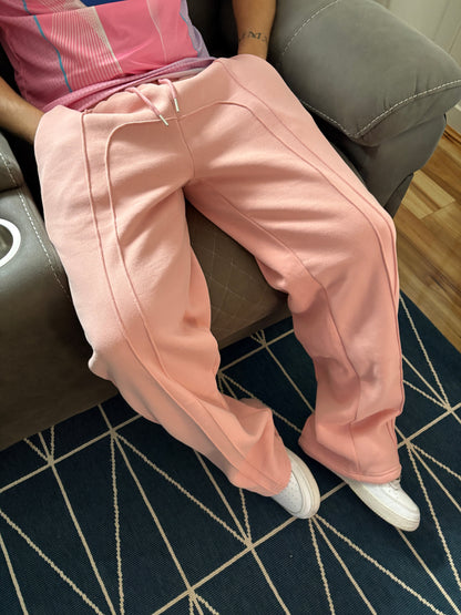 Eluvra Sweatpants