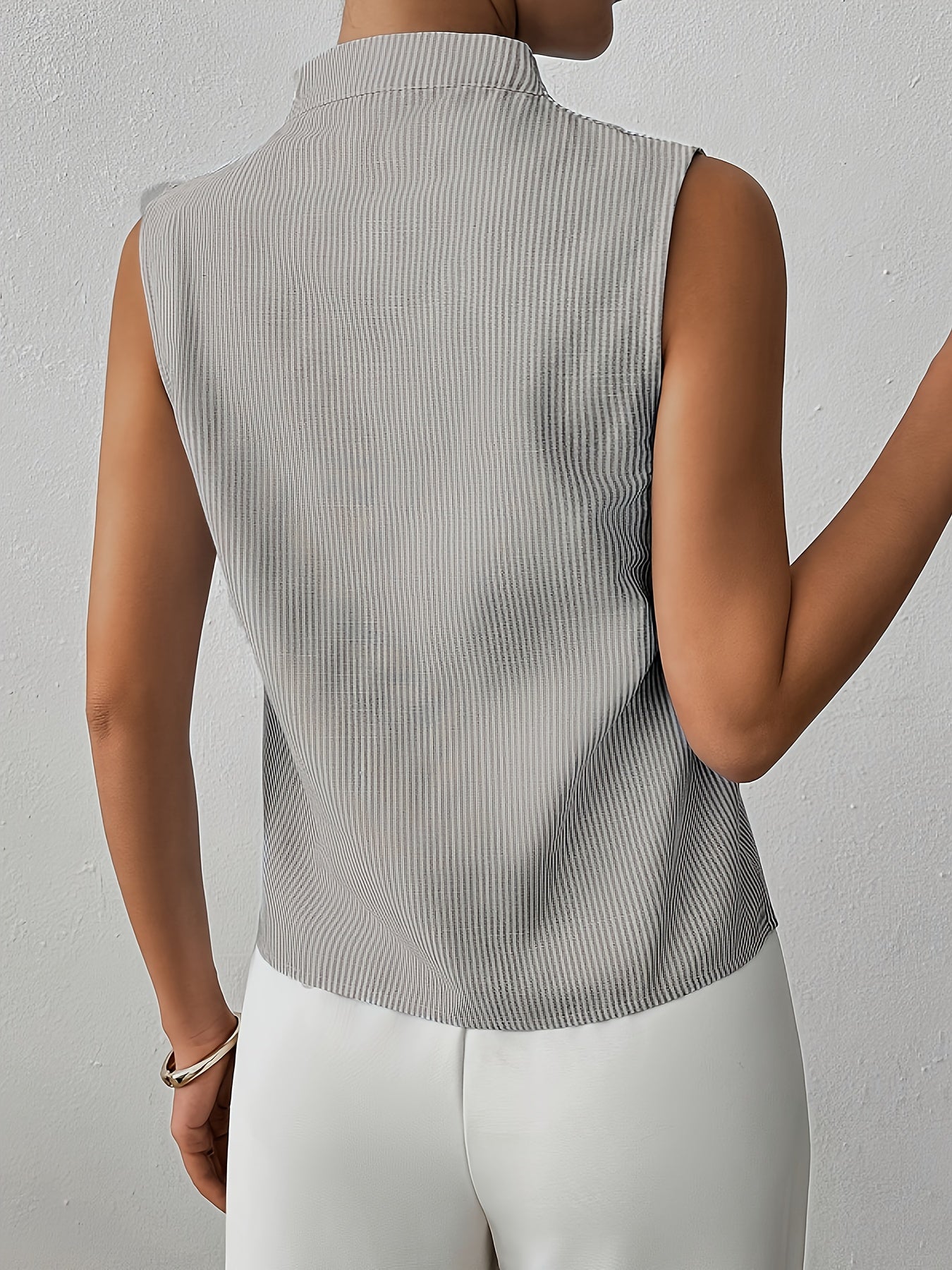 Gestreepte Mouwloze Top | Minimalistisch met Klasse